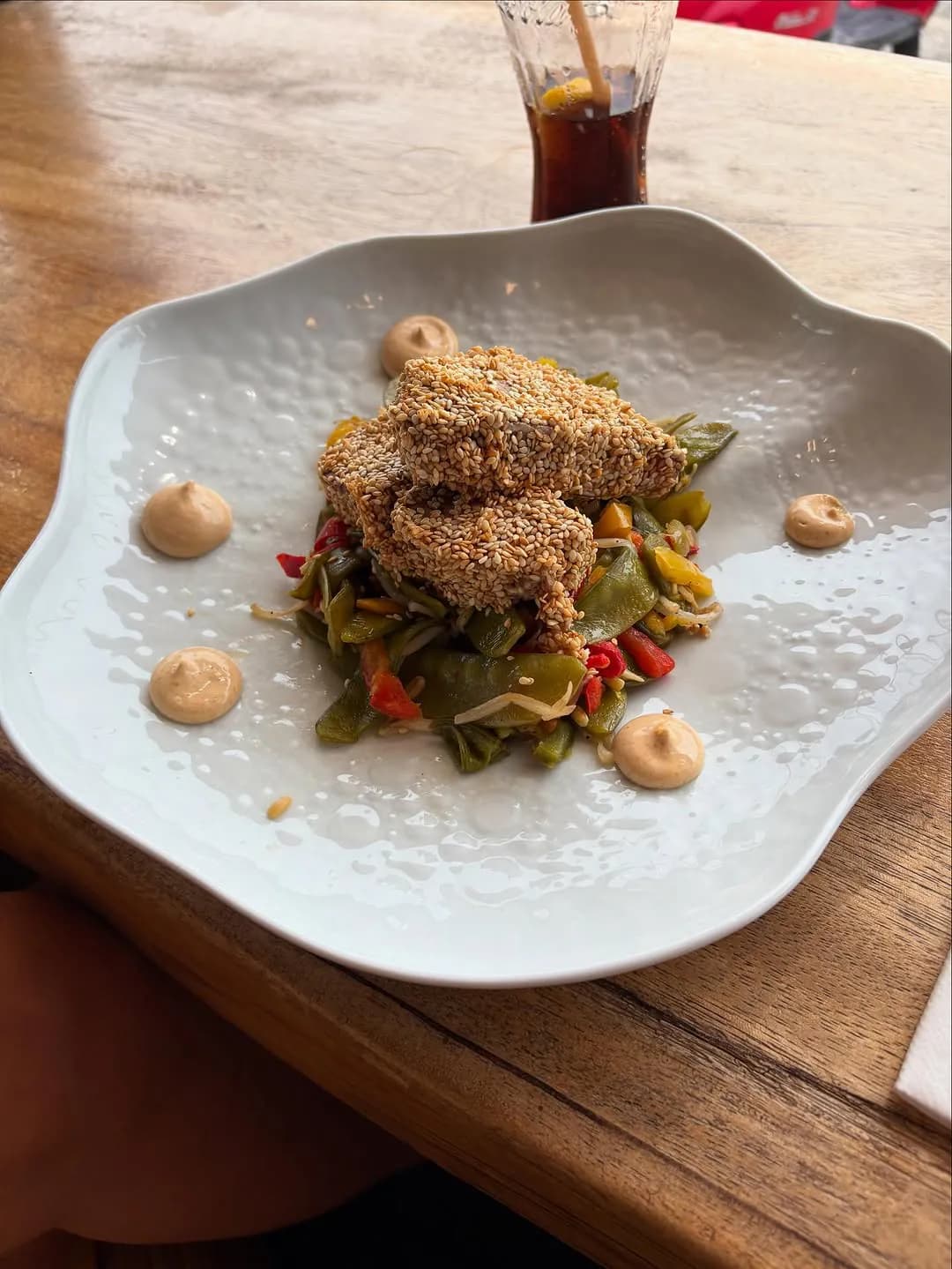 Fruits de mer et poisson grille a la plancha au restaurant Le Spot a Sausset-les-Pins